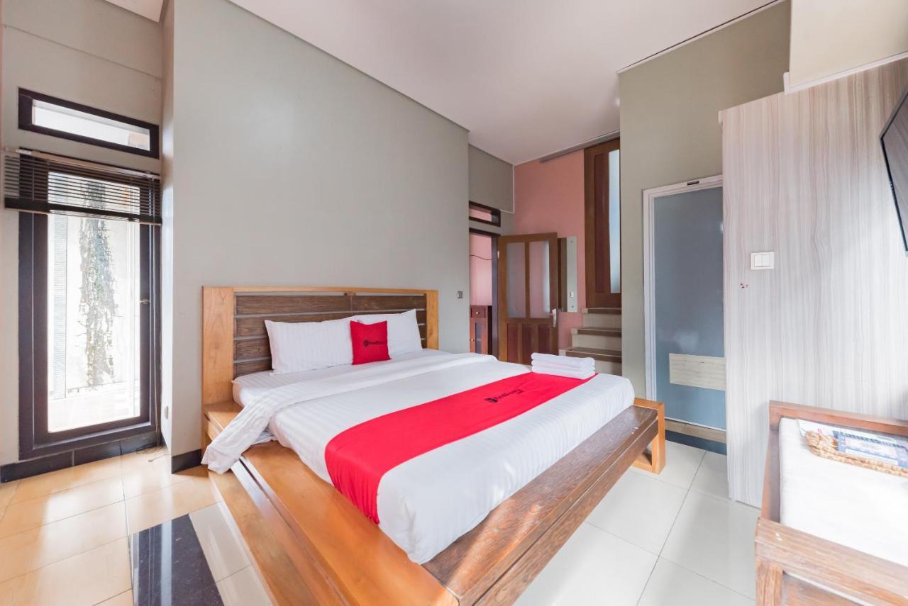 Reddoorz Syariah Near Politeknik Negeri Bandung Campus Hotel Cimahi Exterior foto